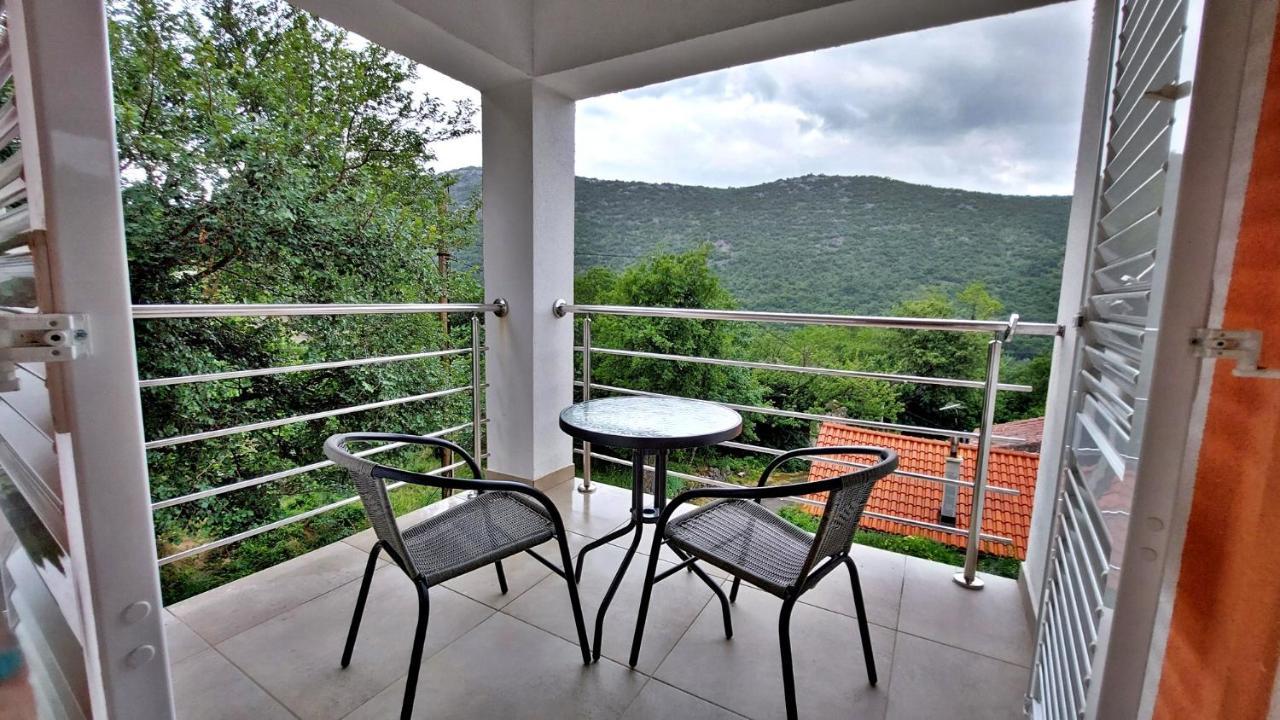 Vinodol 1 And 2 * Krizisce